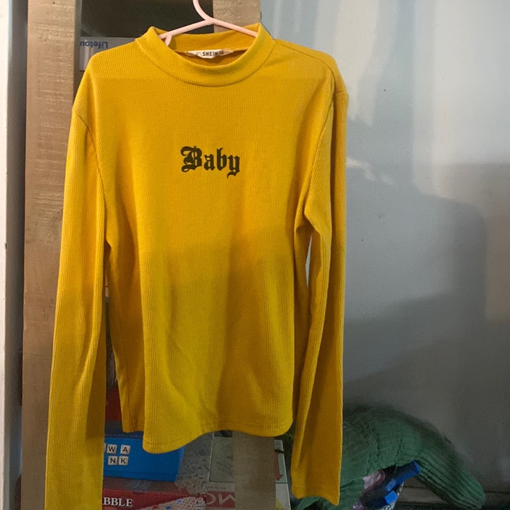 Yellow baby shirt from Shein. Size 11-12, This has been used in 2020 once.